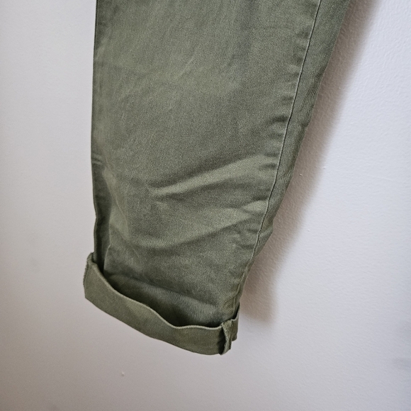 Banana Republic Olive Green Casual Pants Capri Cropped Rolled Neutral Solid - Picture 4 of 13